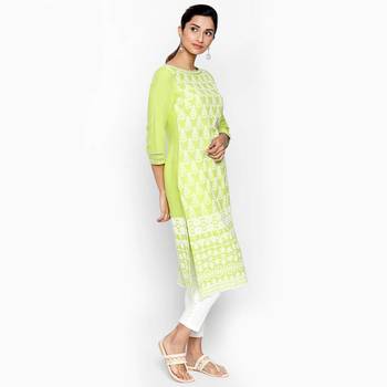 Light green rayon kurtas and kurtis 3