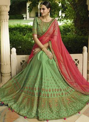 Bollywood style Embroireded wedding semi-stitched Lehengha 3