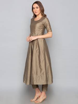 Mud Grey kalidar kurta with Trousers 3