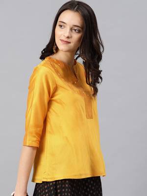 Gold Women's Ulfat - chanderi Tunic with buti yoke 4