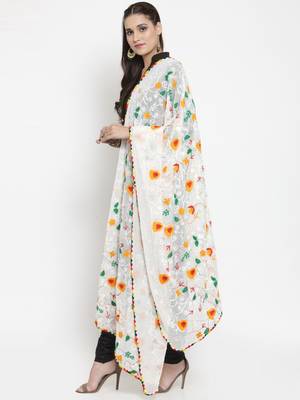 White Nazneen Phulkari Work Dupatta 3
