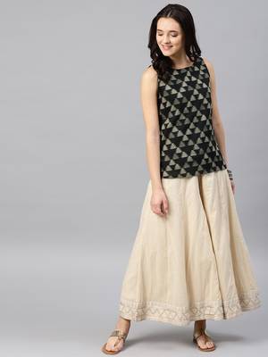 Beige Geometric Jacquard Boat Neck Top 2