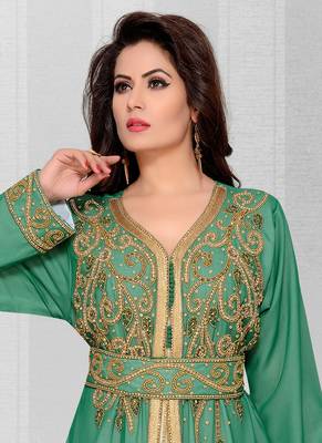 Green embroidered georgette islamic kaftans With Scarves Sun-proof hijab 2