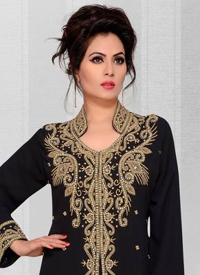 Black embroidered georgette islamic kaftans With Sun-proof hijab 2