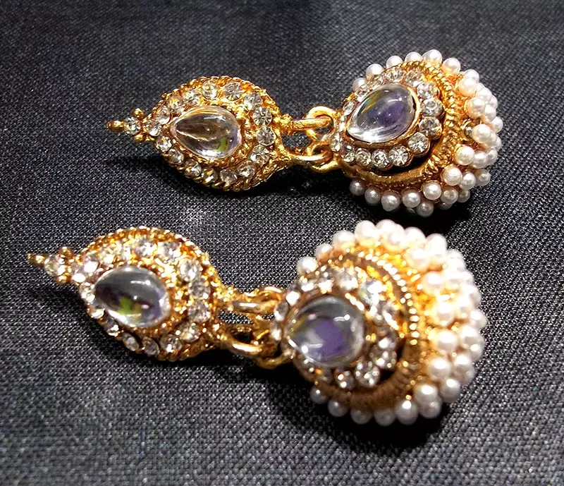 White Stone pearl jhumka earring
