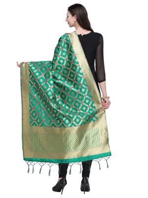 Green Color Poly Silk Banarasi Print Women'S Dupatta 3