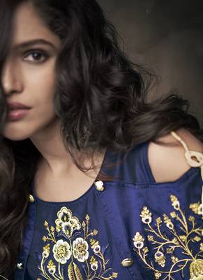 Royal blue embroidered silk stitched salwar with dupatta 4