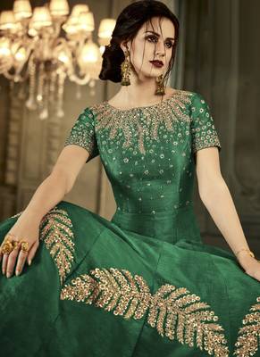 Green embroidered silk blend semi stitched salwar with dupatta 3