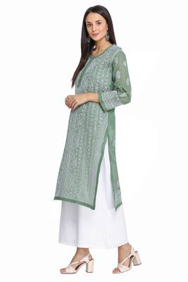 Ada Hand Embroidered Green Cotton Lucknow Chikan Kurti  4