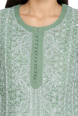 Ada Hand Embroidered Green Cotton Lucknow Chikan Kurti  5