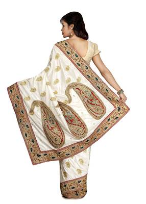 White Embroidered Silk Saree With Blouse 2