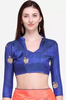 Peach Embroidered Silk Blend Saree With Blouse