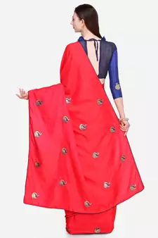 Red Embroidered silk blend Blend Saree With Blouse