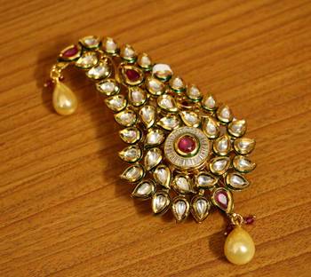 Red Ruby Brooch 1