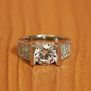 White Rings 1