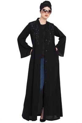 Black Simple Yet Stylish Front Openembroidered Abaya 6