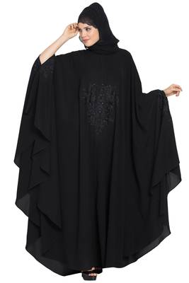 Black Nida Embroidered Irani Kaftan Abaya 5