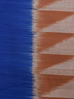 Light Brown and Blue Pochampally Ikat Cotton Handloom Saree with Triangle Pallu Design 4