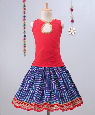 Blue Leheriya Lehenga With Red Tie Back Choli And Blue Dupatta 3