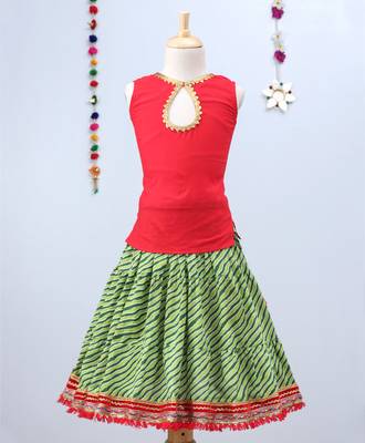 Green Leheriya Lehenga With Red Tie Back Choli And Green Dupatta 4