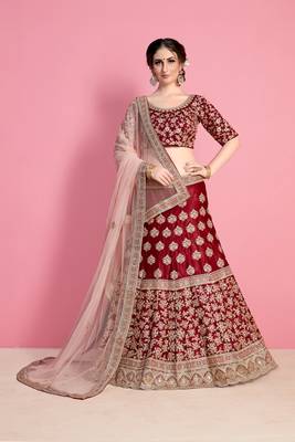 Maroon Resham And Sequins Embroidered Velvet Semi Stitched Lehenga Choli With Dupatta 2