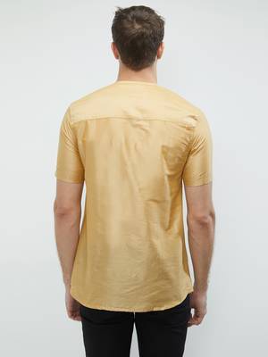 irin Gold Poly Viscose Half Sleeves Solid Round Neck Short Kurta For Men 4