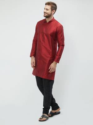 irin Maroon Poly Viscose Full Sleeves Solid Mandarin Kurta Churidar Set For Men 2