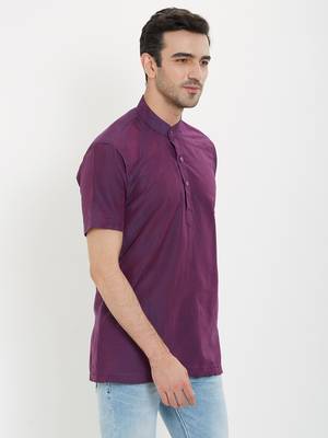irin Purple Poly Viscose Half Sleeves Solid Mandarin Short Kurta For Men 3