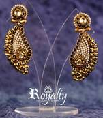 Royal Polkis Elegant Curve Earrings, Pearls Studded
