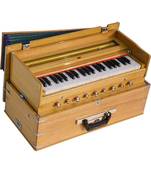 Safri Harmonium -3½ Octave, Portable, Traveler, Baja, 9 Stops (4 Drone), Two Set Reed-Bass/Male, Teak, Tuning: 440 Hz