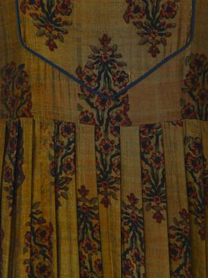 Yellow printed viscose kurtas-and-kurtis 4