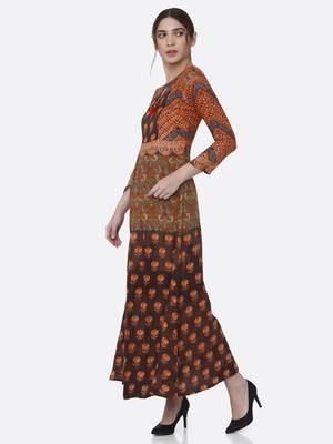 Orange printed rayon kurtas-and-kurtis 3