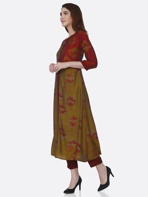 Gold printed viscose kurtas-and-kurtis 3