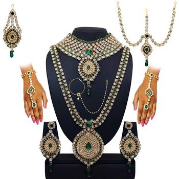 Green necklace sets 1
