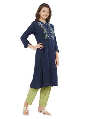 Blue embroidered cotton kurti 3