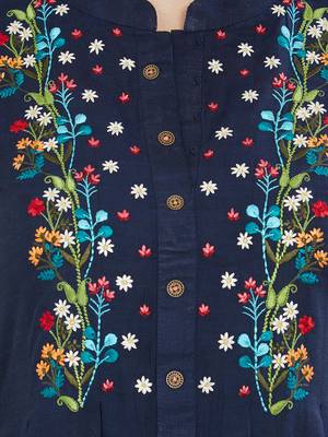 Blue embroidered cotton kurti 4