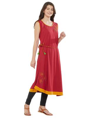 Red embroidered cotton kurti 3