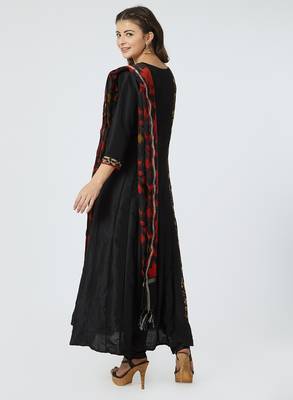 Black printed silk salwar with dupatta 2