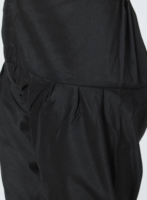 Black embroidered silk salwar with dupatta 5