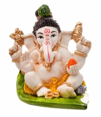 Karigaari India Handcrafted Resine Little Ganesha Idol Sitting on Leaf Sculpture Vinayaka Showpiece Ganesha Idols 1