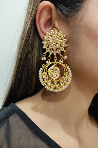 Sana Kundan Earrings