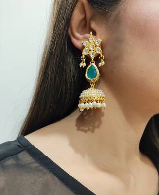 Green Kundan Earrings 1