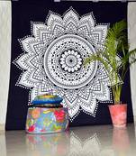Popular Indian hippie mandala tapestry multi-purpose decorative wall hanging, Black & White Flower Wall Tapestry Queen