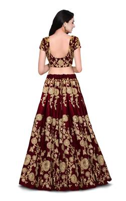 Maroon Dori Badla & Sequins Embroidered Semi Velvet Lehenga Choli For Bride 2