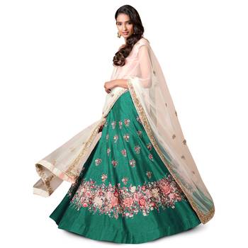 Green Embroidered Silk Semi Stitched Lehenga With Dupatta 2