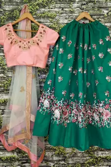 Green Embroidered Silk Semi Stitched Lehenga With Dupatta