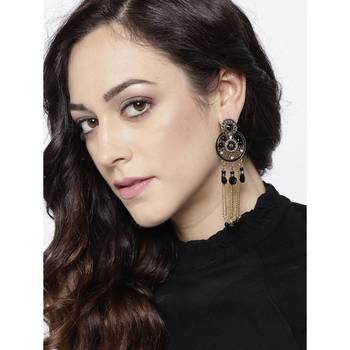 Black crystal earrings 2