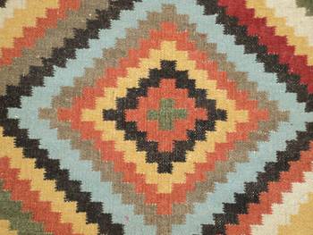 Banjara tribal Etching Beautiful Wool Cotton Kilim Carpet 4
