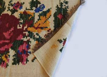 Beautiful Handmade Traditional Flower Designer Wool Silk Kilim Rug Kitchen Rug Living Rug 2