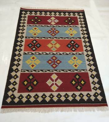 Handmade Attractive Designer Cotton Wool Kilim Area Rug Door Mat, Bedroom Rug, Living Rug 1